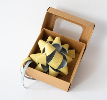 Leather Gift Bow | Banana