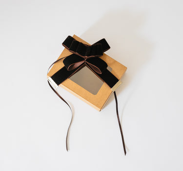 Velvet Gift Bow | Chocolate